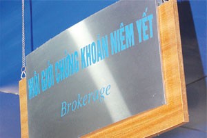 Không hạ chuẩn thi chứng chỉ hành nghề chứng khoán