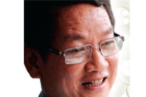 Nút áo & gia tài triệu đô