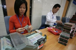 TP. HCM: Lợi nhuận các ngân hàng ước bằng 30% năm 2011