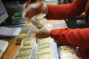 Sẽ ngừng mua, bán vàng miếng nếu giá biến động mạnh