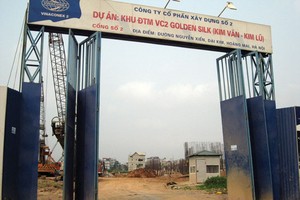 Kim Văn - Kim Lũ bán nhà trên giấy?