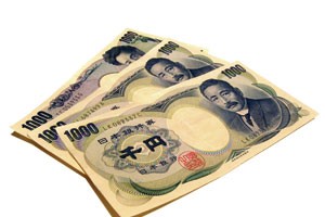 Đồng JPY hiện đang dao động quanh mức thấp kỷ lục trong vòng 4 năm so với đồng USD.