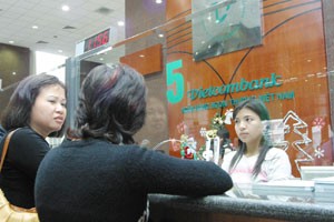 Vietcombank giảm lãi suất huy động xuống còn 6%/năm