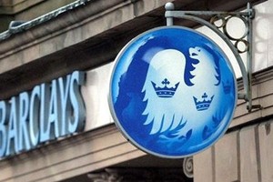 Barclays sẽ cắt giảm gần 21.000 nhân sự giai đoạn 2008 - 2013. Ảnh: CNN.