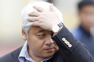 Triển vọng xếp hạng của ACB có thể sẽ lên "tích cực" hoặc tệ hơn, tùy thuộc vào những đánh giá của Fitch về thiệt hại sau vụ "bầu" Kiên. 