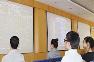 Số lượng quỹ đại chúng tại Việt Nam quá nhỏ