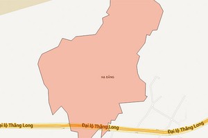 Nhận hối lộ làm hồ sơ đền bù khống