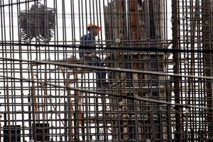 “Đặt gạch xếp hàng” vay vốn ưu đãi