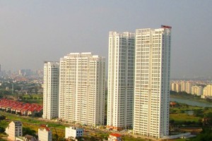 Từ khi bất động sản "ế" vào năm 2008 và kéo dài đến nay, những người làm công việc cò đất cũng lần lượt tìm công việc khác để mưu sinh. 