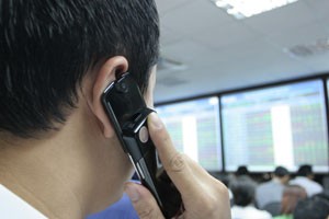 Thao túng giá cổ phiếu CVN, một NĐT bị phạt 250 triệu đồng