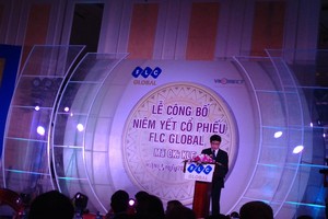 Ông Lê Thanh Dương, Tổng giám đốc FLC Global giới thiệu về Công ty với các NĐT