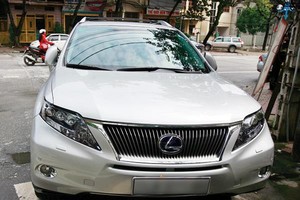 Dòng xe sang nhập khẩu với tư cách là tài sản của Việt kiều hồi hương đang gia tăng mạnh.