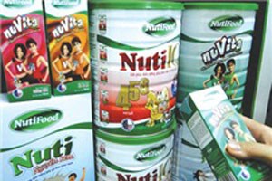 Nutifood tài trợ dinh dưỡng toàn diện cho Học viện Bóng đá HAGL