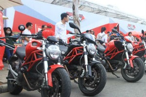 Thú chơi môtô khủng và cơ hội kinh doanh