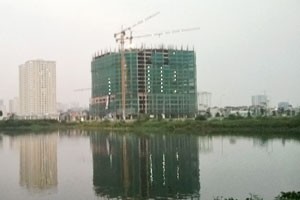 Chuyện bốn nhà!