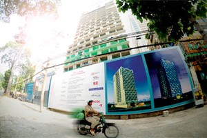 Bất động sản hạng sang đang được hâm nóng