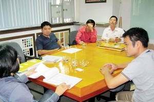 Junbo Vina bị tố “quỵt nợ” vì lỏng quản lý