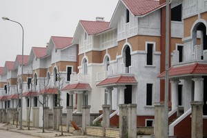 Xem hình ảnh Geleximco Lê Trọng Tấn chờ bàn giao