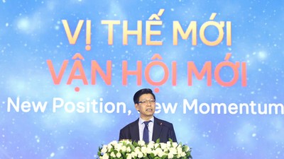 Ông Phạm Văn Hoành, Tổng Biên tập Báo Tài chính - Đầu tư phát biểu khai mạc diễn đàn. Ảnh: Lê Toàn