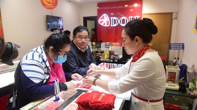 Giá vàng hôm nay ngày 27/12: Thế giới xác nhận đỉnh mới, vàng trong nước tăng mạnh