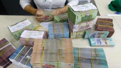 Tín dụng tăng cao những tháng cuối năm thúc đẩy lợi nhuận ngân hàng