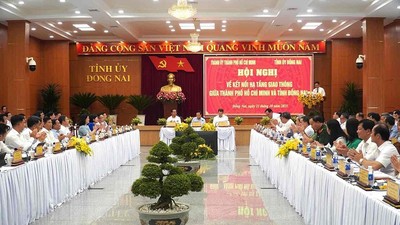 TP.HCM và Đồng Nai bàn kế hoạch đầu tư loạt dự án hạ tầng trọng điểm