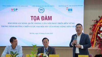 Ông Nguyễn Hồng Sâm, Tổng Giám đốc Cổng TTĐT Chính phủ, Tổng Biên tập Báo Điện tử Chính phủ phát biểu tại Tọa đàm - Ảnh: VGP.