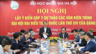 Đại học Quốc gia Hà Nội tổ chức Hội nghị lấy ý kiến góp ý dự thảo các văn kiện trình Đại hội đại biểu toàn quốc lần thứ XIV của Đảng, với sự tham dự của đông đảo các nhà khoa học, chuyên gia đầu ngành.