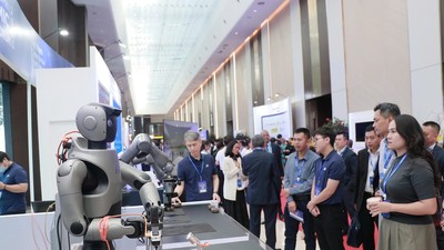 Foxconn Industrial Internet giới thiệu hoạt động sản xuất tại Diễn đàn Kinh tế mùa Thu năm 2025.