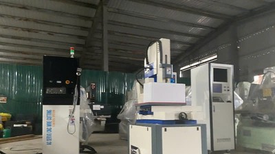 Hải quan khởi tố hai vụ buôn lậu, cảnh báo nguy cơ “rác công nghiệp” tràn vào Việt Nam 