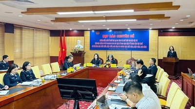 Toàn cảnh buổi họp báo.