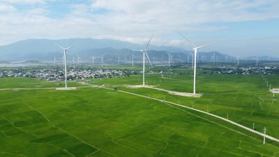 Khánh Hòa khuyến khích mạnh mẽ khu vực tư nhân tham gia vào phát triển năng lượng. Ảnh: V.T 