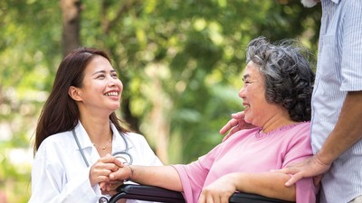 Trước tốc độ già hóa dân số nhanh của Việt Nam, các sản phẩm bảo hiểm nhân thọ thế hệ mới buộc phải cân bằng giữa mục tiêu tài chính và bảo vệ sức khỏe