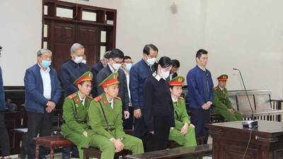 Các bị cáo được xét kháng cáo tại phiên tòa phúc thẩm 