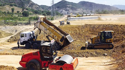 Chạy đua giải ngân vốn đầu tư công 