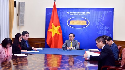 Quang cảnh buổi điện đàm.