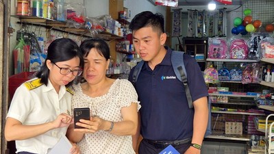 Thuế TP.HCM hỗ trợ hộ kinh doanh chuyển đổi thuế khoán sang kê khai 