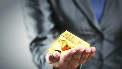 Giá vàng hôm nay ngày 13/1: Vàng lập đỉnh mới trên mốc 4.600 USD/ounce