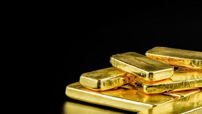 Giá vàng hôm nay ngày 13/2: Vàng giảm mạnh, "thủng mốc" 180 triệu đồng/lượng