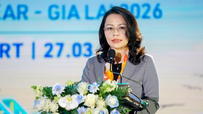 Bà Hương Trần Kiều Dung, Phó chủ tịch thường trực Tập đoàn FLC chia sẻ tại sự kiện.