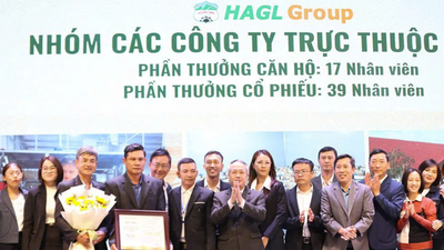 Bầu Đức thưởng 800 triệu đồng cho một nhân viên trồng chuối, khuyến khích người lao động cống hiến đạt mục tiêu tăng trưởng tham vọng