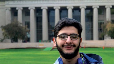 Sualeh Asif, 25 tuổi, đồng sáng lập Anysphere đã trở thành tỷ phú khi công ty này được định giá 29,3 tỷ USD.