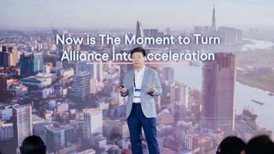 Ông Phạm Minh Tuấn cho biết, FPT và OpenAI sẽ đồng hành thúc đẩy nhanh, hiệu quả và có trách nhiệm quá trình chuyển đổi AI.