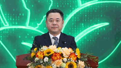 Phó Thống đốc Ngân hàng Nhà nước Việt Nam Nguyễn Ngọc Cảnh phát biểu chỉ đạo và gợi mở nội dung thảo luận tại hội thảo. Ảnh: Dũng Minh