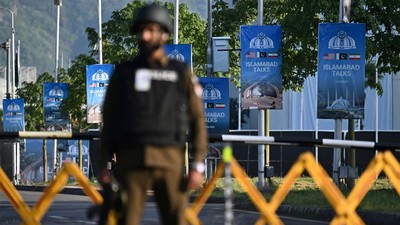 Dòng tiền trở lại thị trường cận biên sau nhịp tăng tháng 4