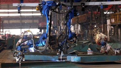 Hàn Quốc, Nhật Bản tăng tốc ứng dụng robot trong ngành đóng tàu