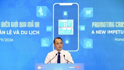 Ông Nguyễn Đăng Hùng, Phó Tổng giám đốc NAPAS chia sẻ tại Hội thảo