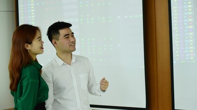 Đón sóng lợi nhuận quý II: Cổ phiếu nào sẽ dẫn dắt thị trường?