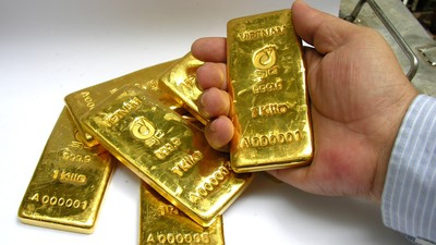 Giá vàng hôm nay ngày 8/6: Tiếp đà giảm mạnh, vàng "thủng" mốc 150 triệu đồng/lượng