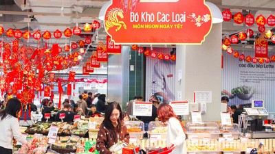 Đa dạng các mặt hàng đặc trưng Tết được giảm giá đến 50%